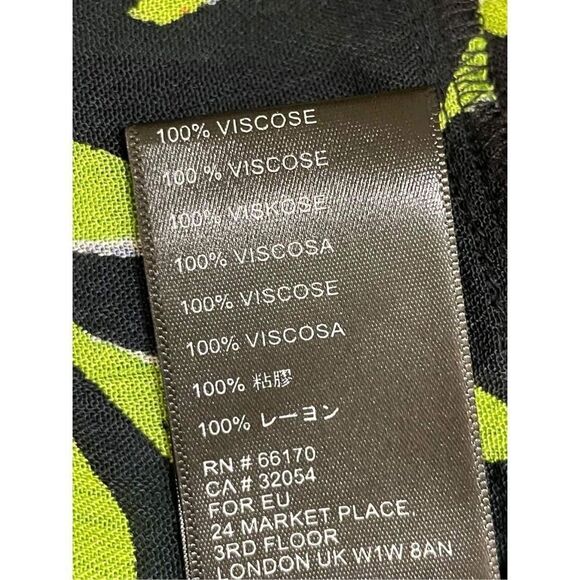 New Urban Outfitters Sabrina Gauze Smocked Mini Dress Size XS - Picture 6 of 8